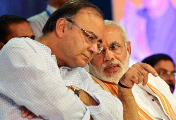 modi-jaitley-story_647_083017094615_0-580x395